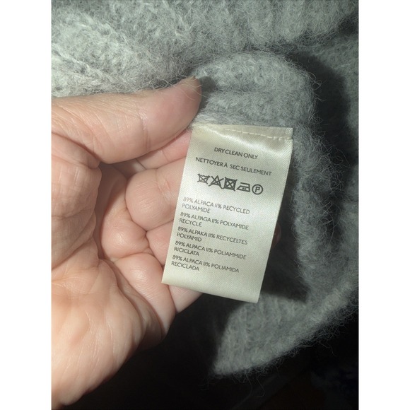 Free People Gray Crop Alpaca Loop Knit Sweater Size M V Neck Sleeveless - Picture 3 of 6